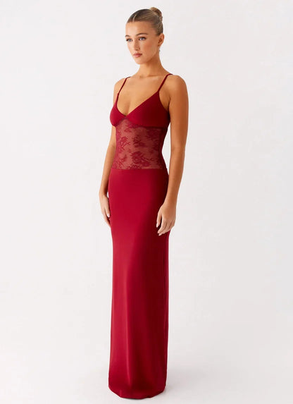KAYLIVA – Evonni Black Lace Maxi Dress